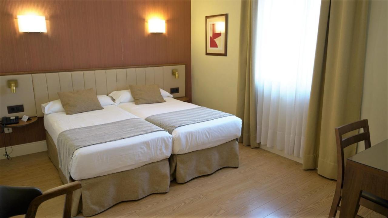 Hospedium Hotel Los Condes مدريد الغرفة الصورة